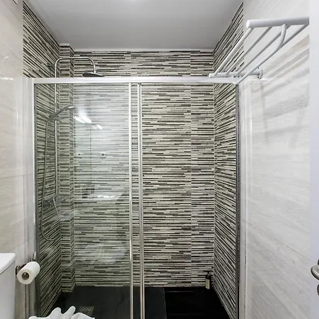 Appartement 1br Flat In Trindade W/ Ac By Metro Station