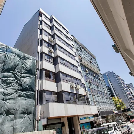 1br Flat In Trindade W/ Ac By Metro Station Oporto