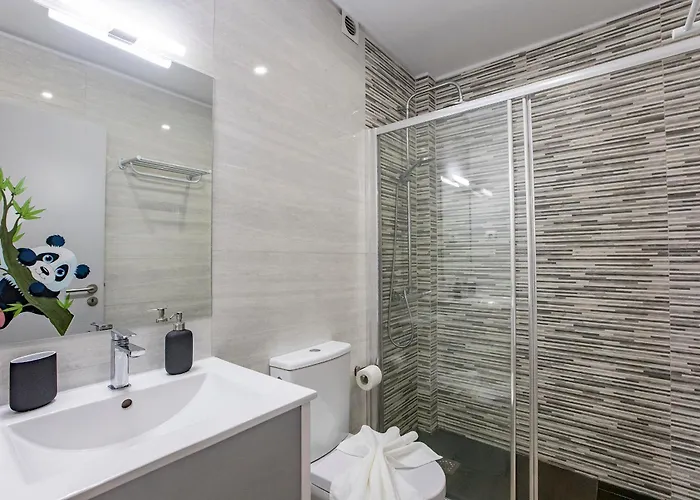 1br Flat In Trindade W/ Ac By Metro Station * Porto